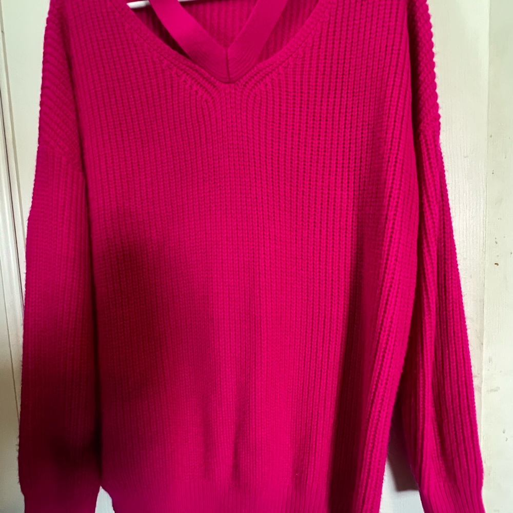 Vibrant Pink V-Neck Women's Sweater XL
